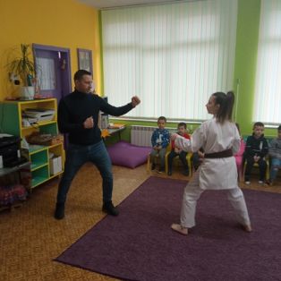 karate-